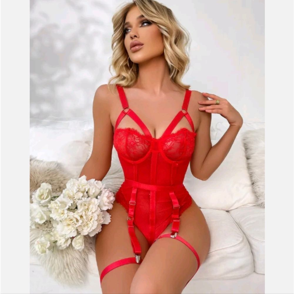 Women Eyelash Lace Trim Teddy Sexy-Lingerie One Piece Bodysuit with Thigh Straps